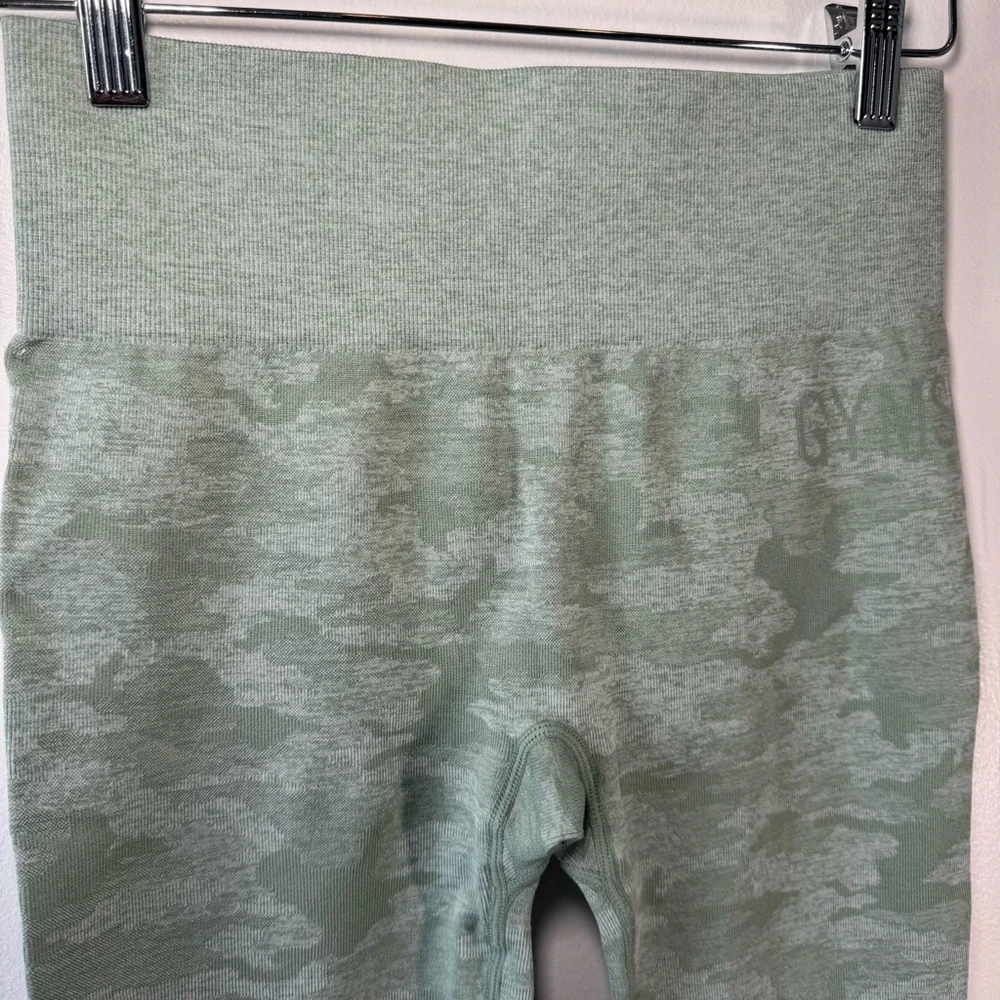 Gymshark Adapt Camo Seamless Leggings - Picture 5 of 15